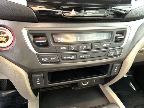 Used 2017 Honda Ridgeline RTL-T image 19