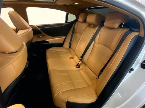 Used 2024 Lexus ES 350 Ultra Luxury image 20