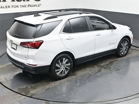 Used 2024 Chevrolet Equinox LT w/ LPO, Floor Liner Package image 39