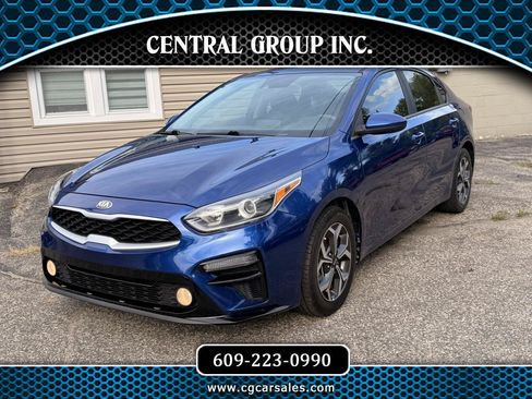Used 2019 Kia Forte LXS FWD image 1