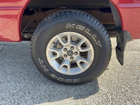 Used 2011 Ford Ranger XLT AWD/4WD image 23