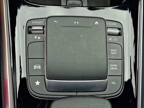 Used 2022 Mercedes-Benz GLA 250 4MATIC image 25