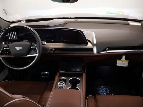 New 2026 Cadillac Vistiq Platinum image 13