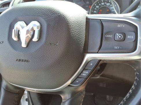 Used 2024 RAM 2500 Laramie AWD/4WD image 18