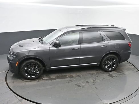 Used 2025 Dodge Durango GT image 41