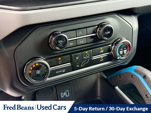 Used 2023 Ford Bronco Black Diamond AWD/4WD image 18