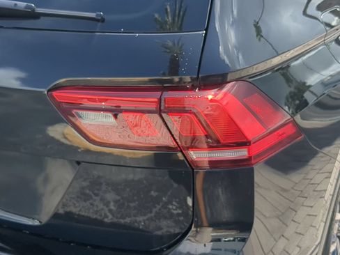 Used 2021 Volkswagen Tiguan S FWD image 7
