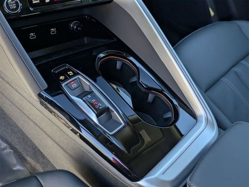 New 2025 Audi Q5 Premium Plus image 7