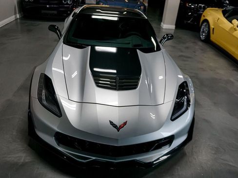 Used 2016 Chevrolet Corvette Z06 w/ 3LZ Preferred Equipment Group RWD image 42