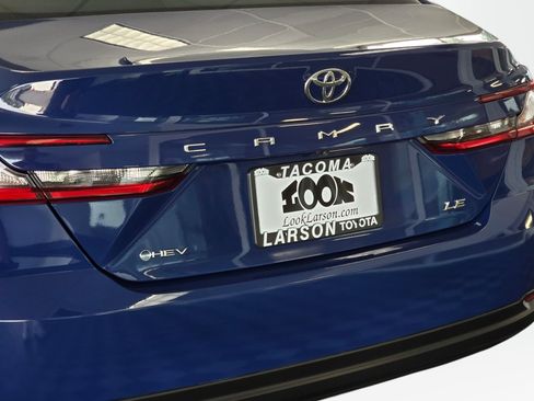 Used 2025 Toyota Camry LE FWD image 13