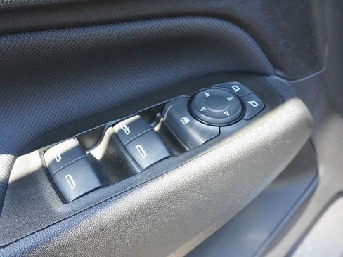 Used 2023 Chevrolet Equinox RS w/ RS Leather Package AWD/4WD image 38