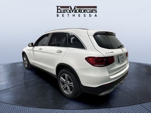 Used 2021 Mercedes-Benz GLC 300 4MATIC image 3