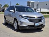 Used 2018 Chevrolet Equinox LT image 3