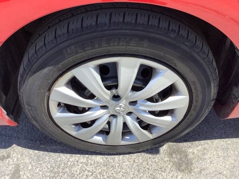 Used 2013 Toyota Corolla LE FWD image 20