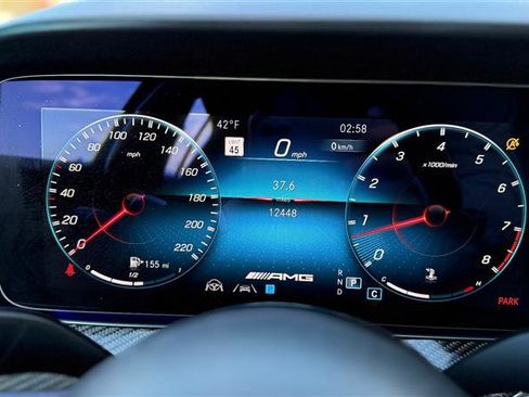 Used 2023 Mercedes-Benz AMG GT 63 S image 31