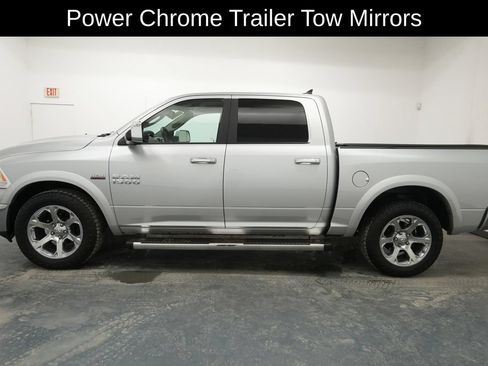 Used 2017 RAM 1500 Laramie AWD/4WD image 4