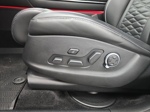 Used 2025 Genesis GV80 3.5T e-SC image 29