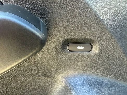 Used 2023 Honda Civic EX image 10