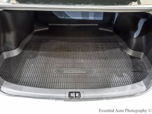Used 2023 Toyota Corolla LE image 25