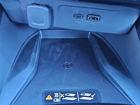 New 2026 Chevrolet Trax RS w/ Sunroof Package image 24