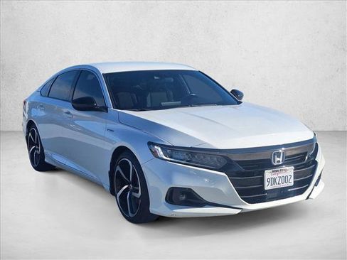 Used 2022 Honda Accord Sport image 3