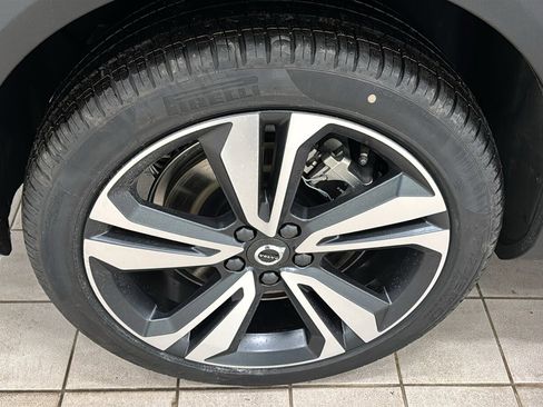 New 2026 Volvo V60 B5 Cross Country Plus w/ Climate Package image 31