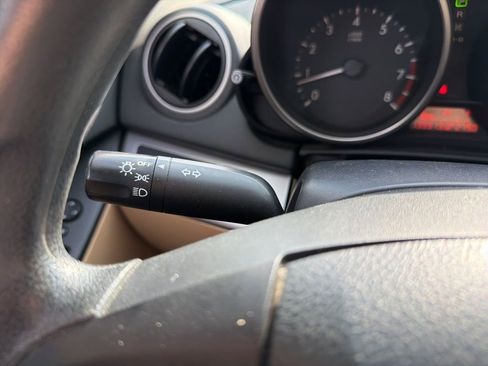 Used 2011 MAZDA MAZDA3 i Touring image 14