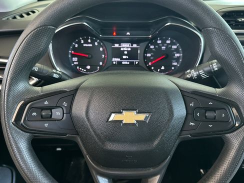 Used 2023 Chevrolet TrailBlazer LT FWD image 29