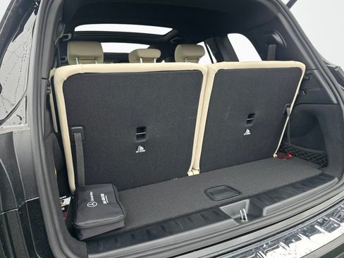 New 2026 Mercedes-Benz GLB 250 4MATIC image 21