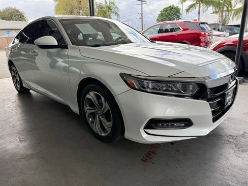 Used 2018 Honda Accord EX image 8