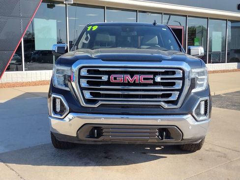 Used 2019 GMC Sierra 1500 SLT w/ SLT Premium Plus Package AWD/4WD image 11