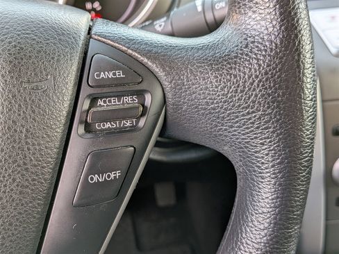 Used 2012 Nissan Murano S image 16