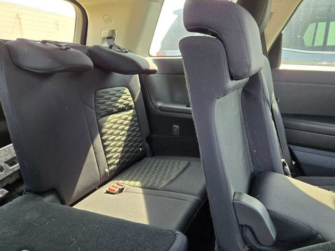 Used 2022 Nissan Pathfinder SV FWD image 25