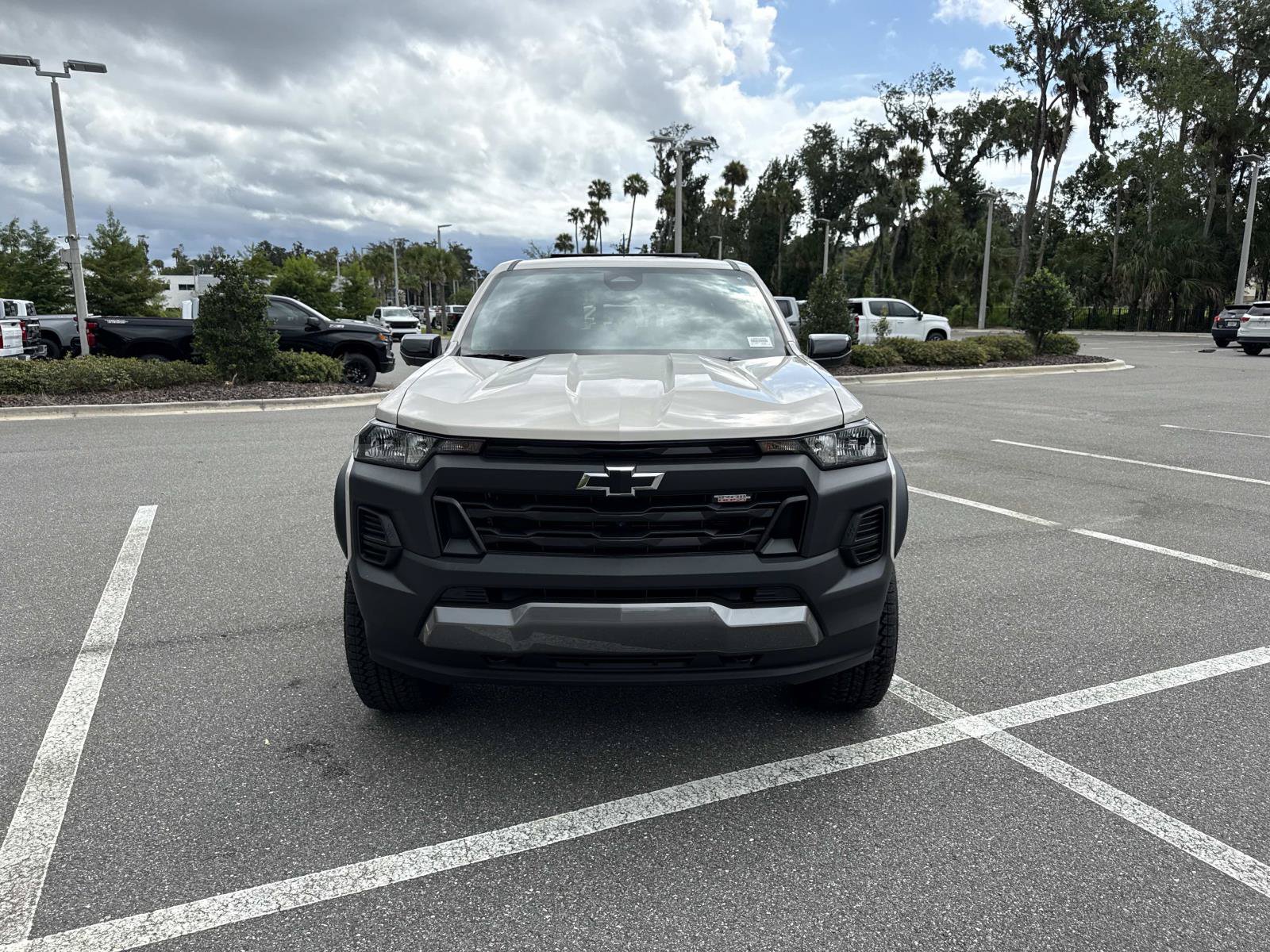 New 2026 Chevrolet Colorado Trail Boss w/ Midnight Edition AWD/4WD image 8