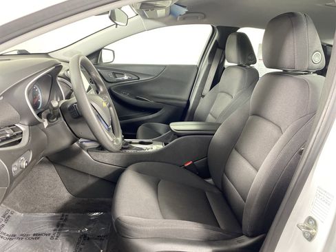 Used 2024 Chevrolet Malibu LT image 16