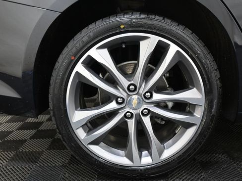 Used 2023 Chevrolet Malibu LT FWD image 34
