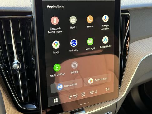 New 2026 Volvo XC60 B5 Plus w/ Protection Package Premier image 22