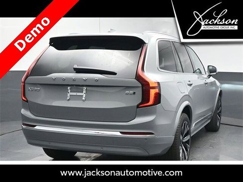 New 2025 Volvo XC90 B5 Core w/ Protection Package image 7