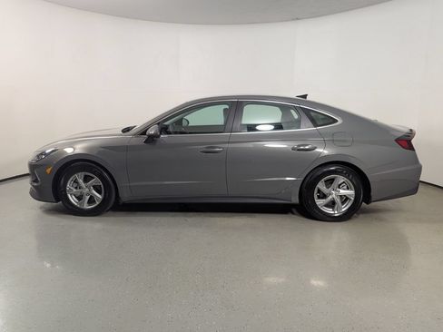 Used 2023 Hyundai Sonata SE FWD image 4