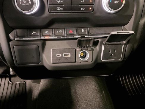 Used 2024 GMC Sierra 1500 Pro w/ Graphite Edition image 30