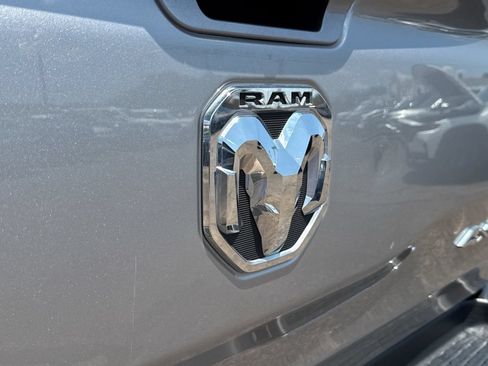 Used 2022 RAM 1500 Big Horn AWD/4WD image 42
