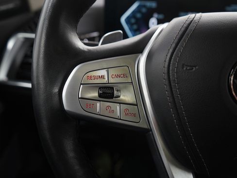 Used 2023 BMW X7 xDrive40i image 28