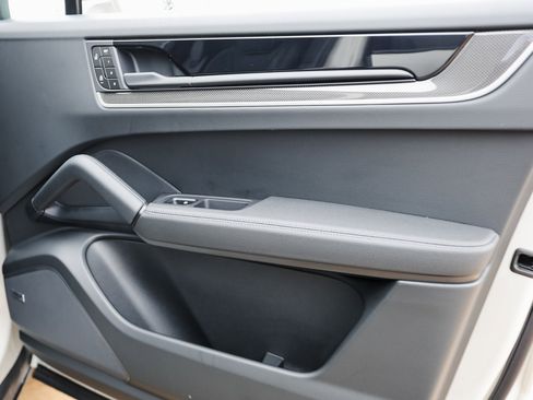 New 2026 Porsche Cayenne E-Hybrid Coupe image 28