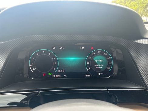 Certified 2024 Volkswagen Atlas Cross Sport SEL image 24