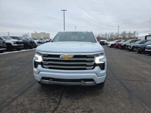 New 2026 Chevrolet Silverado 1500 High Country AWD/4WD image 5