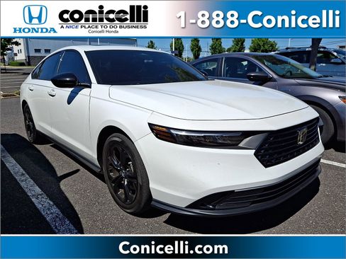 Used 2025 Honda Accord SE image 1