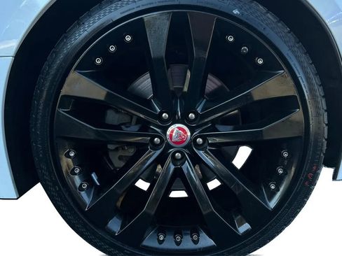 Used 2020 Jaguar F-TYPE Convertible RWD image 44