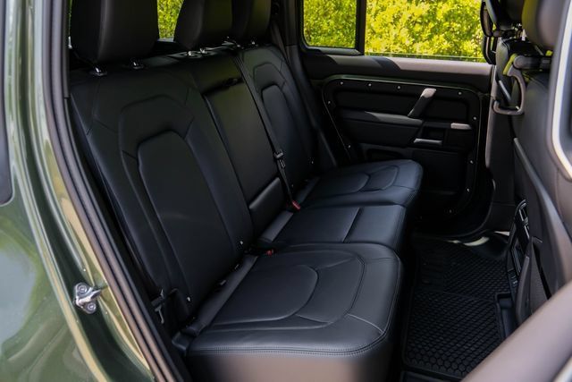 New 2026 Land Rover Defender 110 X-Dynamic SE AWD/4WD image 47