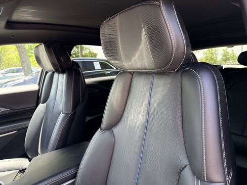 Used 2025 Cadillac Lyriq Luxury w/ LPO, Floor Liner Package AWD/4WD image 24