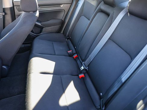 Certified 2023 Honda Civic EX image 9